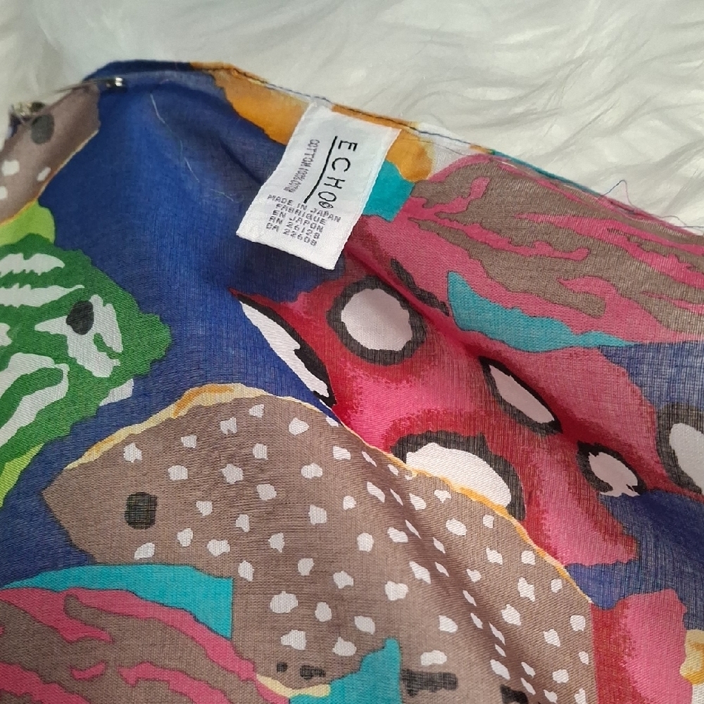 Echo Vibrant Fish Pattern Scarf - image 2